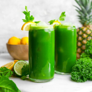 Dandelion and pineapple juice